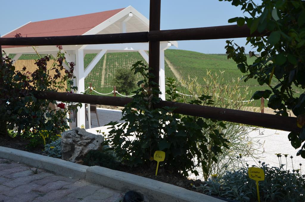 Re Umberto Suite Σαν Σάλβο Εξωτερικό φωτογραφία
